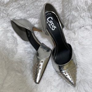 Circus by Sam Edelman mellie studded Dorsay silver pumps size 10